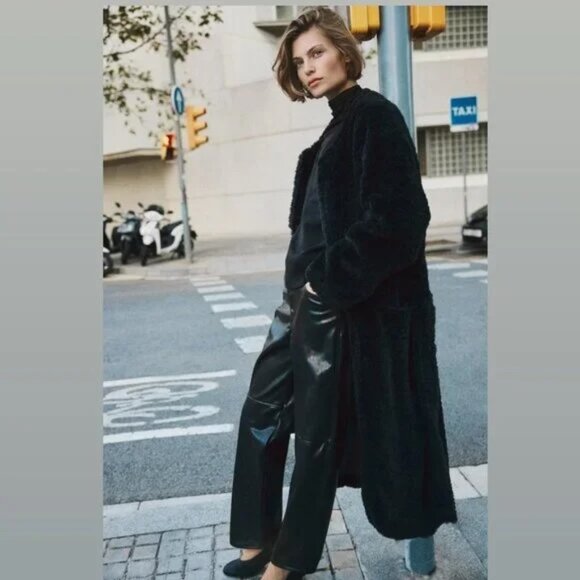 H&M Fluffy Tie-Belt Coat NWT Very Dark Brown Size Small - Picture 1 of 5